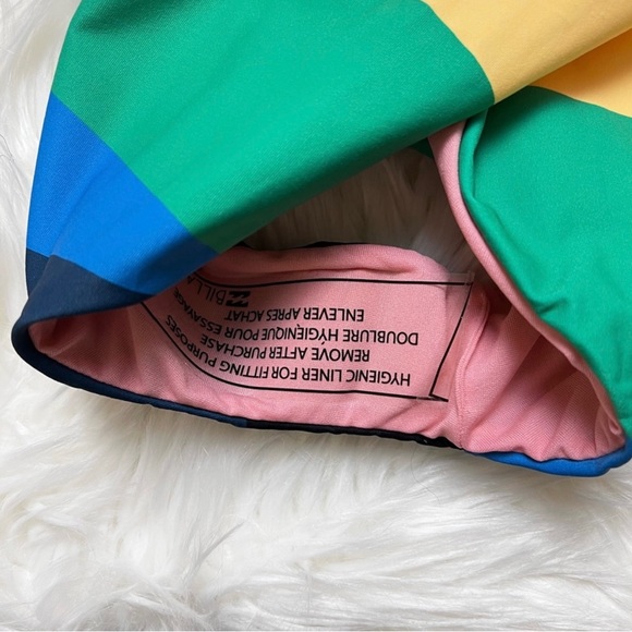 Billabong X Sincerely Jules Mas Fiesta One
Piece Swimsuit. Size Small. N… - Picture 13 of 15